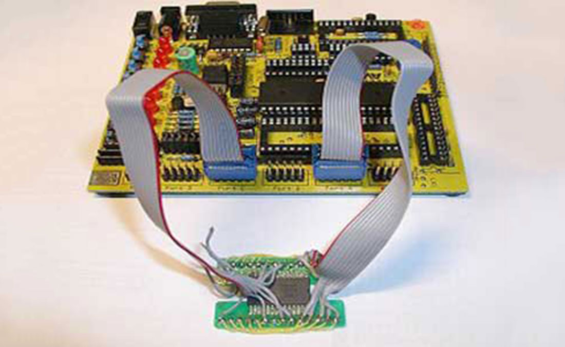 Interfacing DRAM Memory using AVR microcontroller
