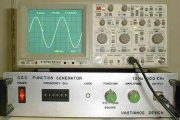 AT90S1200 D.D.S. FUNCTION GENERATOR