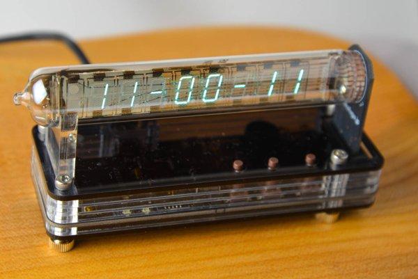 VFD Modular Clock IV 18 SMT