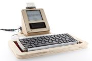 Write Without Distraction With This DIY E-Ink Typewriter