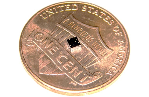 COMPACT NON INVASIVE SENSOR CHIP DEVELOPED TO RECORD MULTIPLE HEART AND LUNG SIGNALS