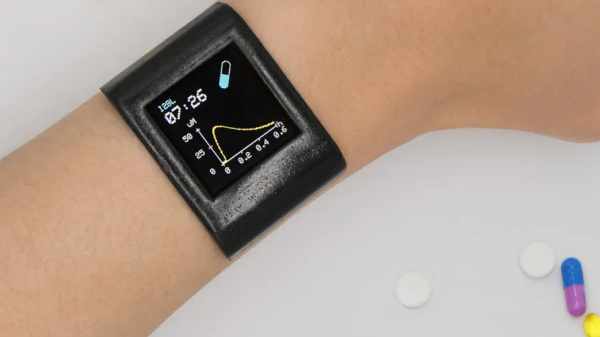 ATMEGA328 BASED SMARTWATCH KEEPS TRACK OF DRUGS IN YOUR SYSTEM BY ANALYZING YOUR SWEAT