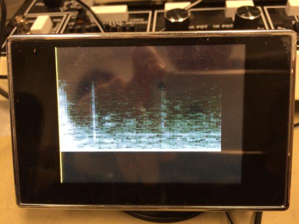 REAL TIME SCROLLING SPECTROGRAM 1